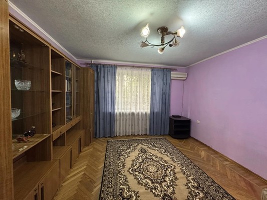 Продам двухкомнатную (2-комн.) квартиру, 16-я линия ул, 21/32, Ростов-на-Дону г