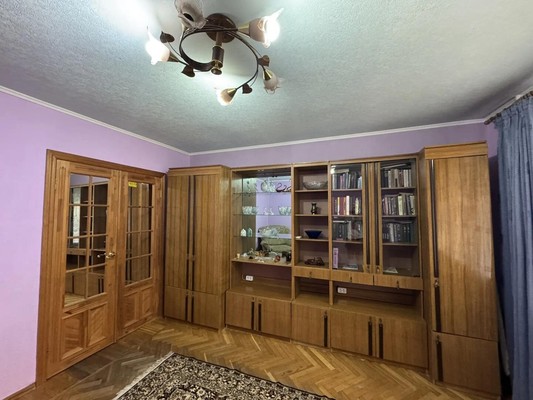 Продам двухкомнатную (2-комн.) квартиру, 16-я линия ул, 21/32, Ростов-на-Дону г