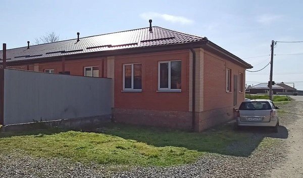 Продам дом, Изумрудная ул, Красный Крым х, 0 км от города