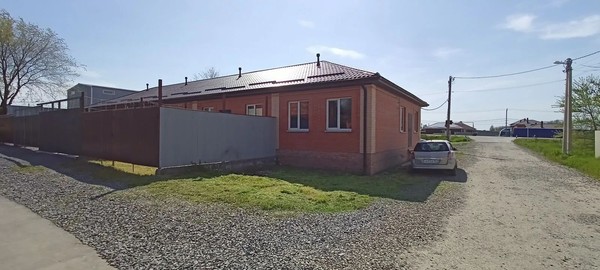 Продам дом, Изумрудная ул, Красный Крым х, 0 км от города