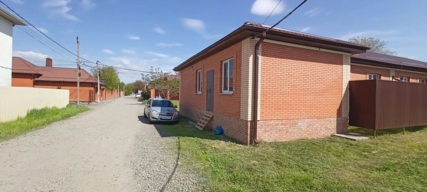Продам дом, Изумрудная ул, Красный Крым х, 0 км от города