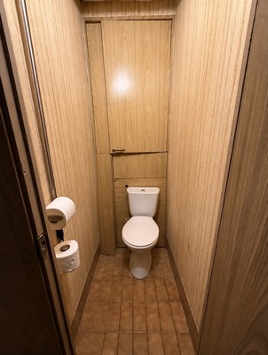 Продам трехкомнатную (3-комн.) квартиру, Профсоюзная ул, 124к4, Москва г