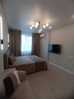Продам однокомнатную (1-комн.) квартиру, Мраморный пер, 40, Симферополь г