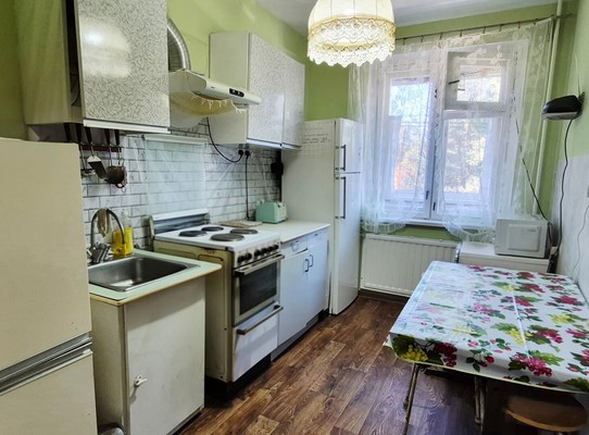 Продам двухкомнатную (2-комн.) квартиру, Ленинградская ул, 6, Костомукша г