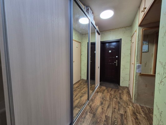 Продам двухкомнатную (2-комн.) квартиру, Ленинградская ул, 6, Костомукша г