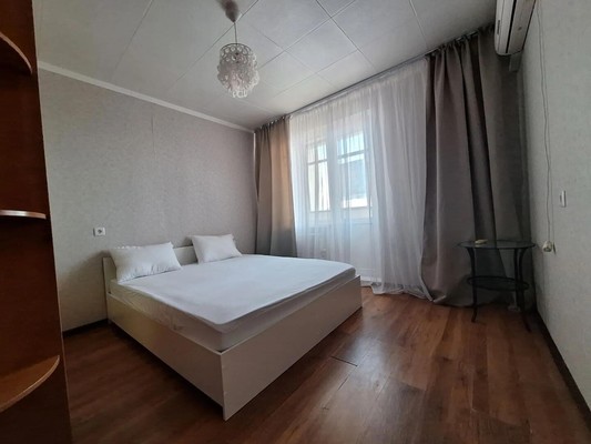 Продам двухкомнатную (2-комн.) квартиру, им. Академика Лукьяненко П.П. ул, 26, Краснодар г
