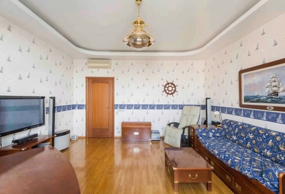Продам многокомнатную квартиру, Ленинский пр-кт, 128к1, Москва г