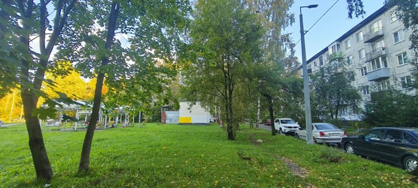 Продам двухкомнатную (2-комн.) квартиру, Карпинского ул, 21а, Санкт-Петербург г