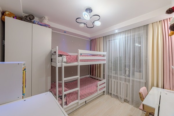 Продам трехкомнатную (3-комн.) квартиру, Строителей пр-кт, 77, Пенза г