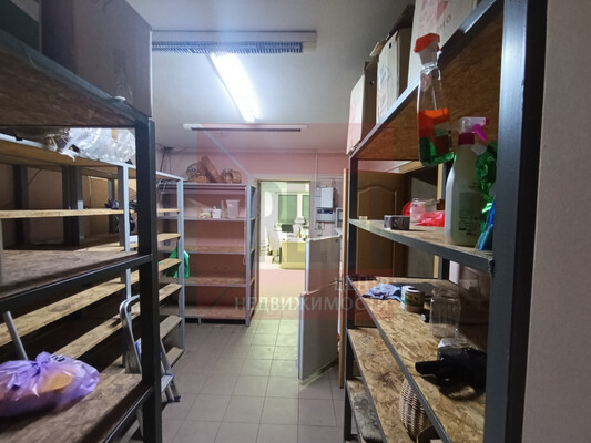 Продам коммерческое помещение 160 м2, Баженова ул, 13, Калининград г