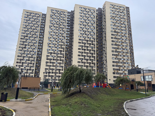 Сдам однокомнатную (1-комн.) квартиру, Молодежная ул, 4, Нахабино рп