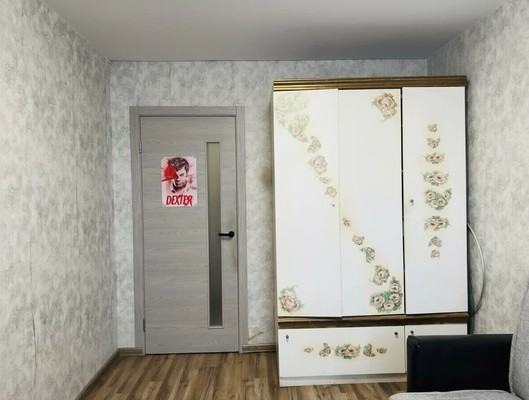 Продам многокомнатную квартиру, 2-я Ватутинская ул, 2, Десеновское п