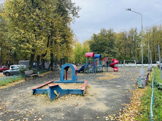 Продам многокомнатную квартиру, 2-я Ватутинская ул, 2, Десеновское п
