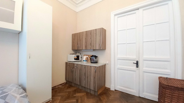 Сдам комнату в 6-комн. квартире, Каменноостровский пр-кт, 54/31, Санкт-Петербург г