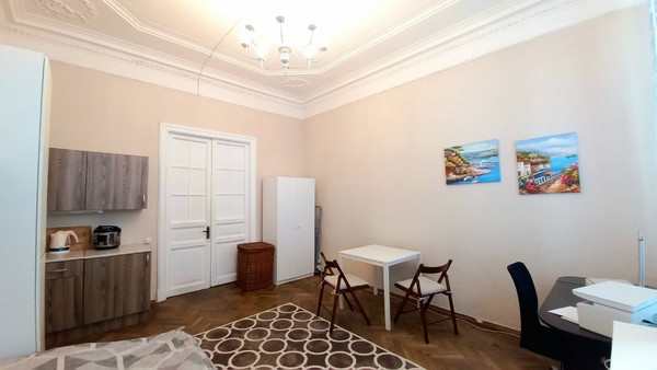 Сдам комнату в 6-комн. квартире, Каменноостровский пр-кт, 54/31, Санкт-Петербург г