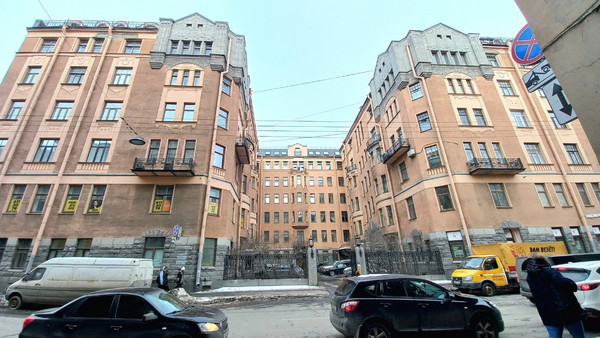 Сдам комнату в 6-комн. квартире, Каменноостровский пр-кт, 54/31, Санкт-Петербург г