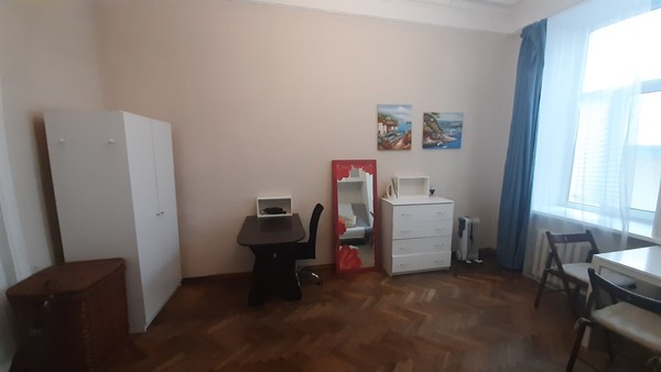 Сдам комнату в 6-комн. квартире, Каменноостровский пр-кт, 54/31, Санкт-Петербург г