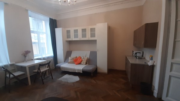 Сдам комнату в 6-комн. квартире, Каменноостровский пр-кт, 54/31, Санкт-Петербург г