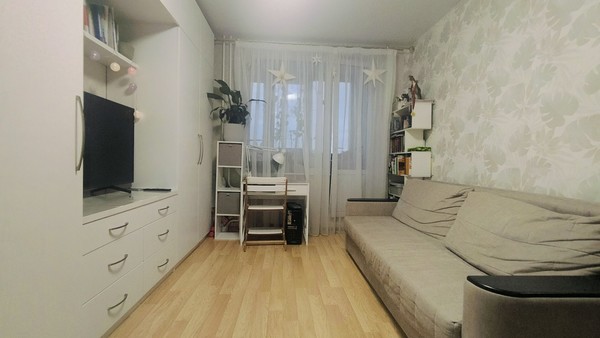 Продам однокомнатную (1-комн.) квартиру, Дунайский пр-кт, 7к7, Санкт-Петербург г