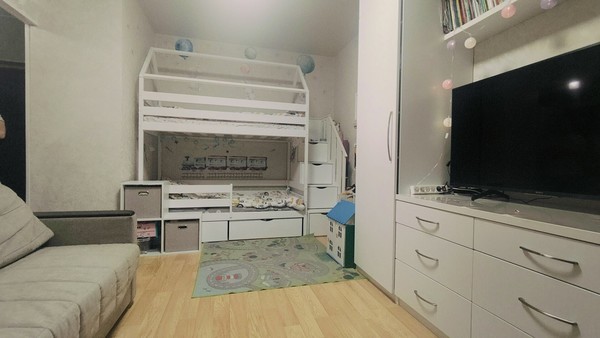 Продам однокомнатную (1-комн.) квартиру, Дунайский пр-кт, 7к7, Санкт-Петербург г