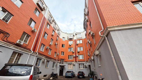 Продам однокомнатную (1-комн.) квартиру, им. Чайковского П.И. ул, 25, Краснодар г