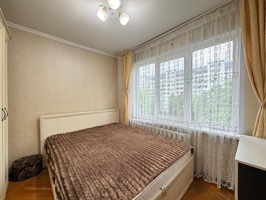Продам трехкомнатную (3-комн.) квартиру, Нахушева ул, 93, Нальчик г