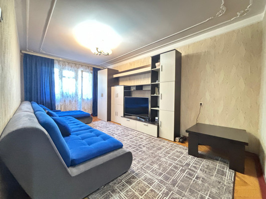 Продам трехкомнатную (3-комн.) квартиру, Мусукаева ул, 32к3, Нальчик г