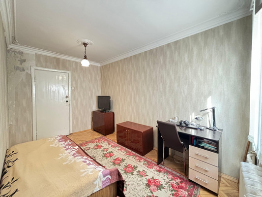 Продам трехкомнатную (3-комн.) квартиру, Мусукаева ул, 32к3, Нальчик г