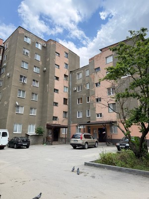 Продам трехкомнатную (3-комн.) квартиру, Тарчокова ул, 54кб, Нальчик г