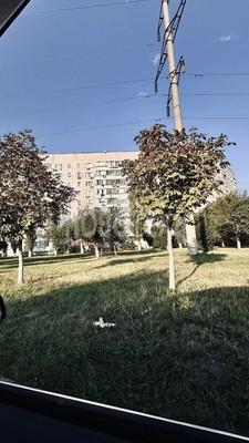 Продам трехкомнатную (3-комн.) квартиру, 1 мкр, 47, Кропоткин г