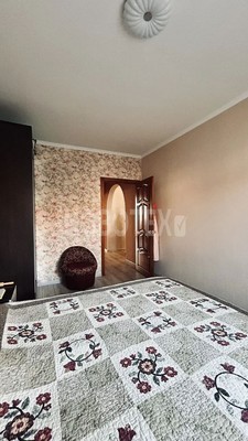 Продам трехкомнатную (3-комн.) квартиру, 1 мкр, 47, Кропоткин г