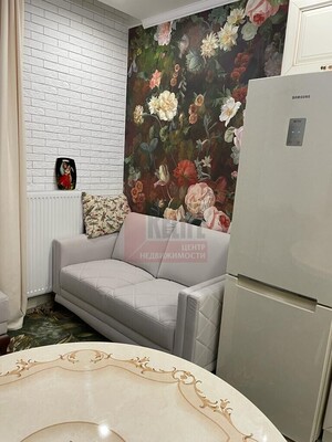Продам двухкомнатную (2-комн.) квартиру, Артиллерийская ул, 77, Калининград г