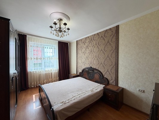 Продам трехкомнатную (3-комн.) квартиру, Свободы ул, 2А, Чегем г