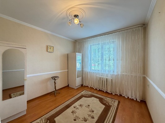 Продам трехкомнатную (3-комн.) квартиру, Свободы ул, 2А, Чегем г