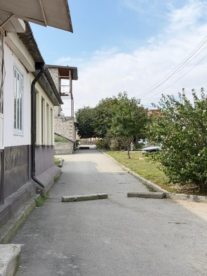 Продам трехкомнатную (3-комн.) квартиру, Свободы ул, 2А, Чегем г