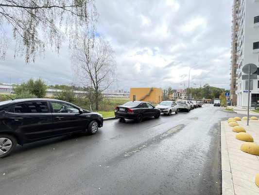 Продам коммерческое помещение 158 м2, жк Дубровка тер, 1Вк2, Сосенки д