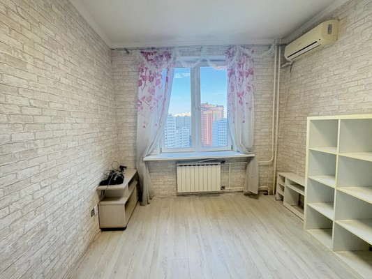 Продам двухкомнатную (2-комн.) квартиру, 43-й Армии ул, 15, Подольск г