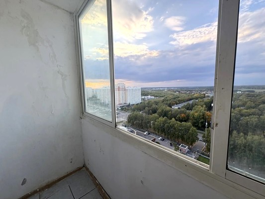 Продам двухкомнатную (2-комн.) квартиру, 43-й Армии ул, 15, Подольск г
