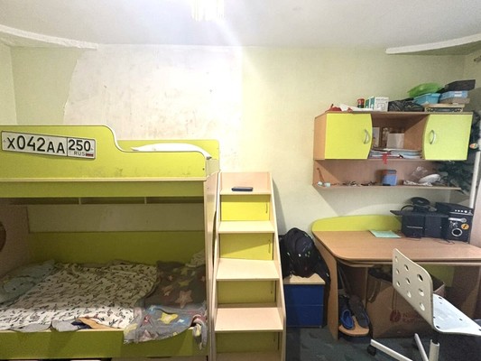 Продам двухкомнатную (2-комн.) квартиру, Пионерская ул, 8, Бородино д