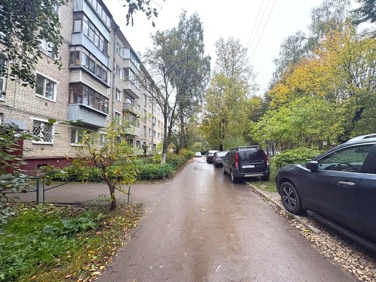 Продам двухкомнатную (2-комн.) квартиру, Пионерская ул, 8, Бородино д