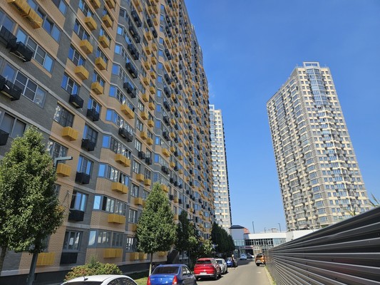 Продам двухкомнатную (2-комн.) квартиру, им. Мачуги В.Н. ул, 166кА, Краснодар г