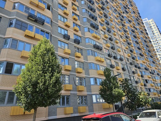 Продам двухкомнатную (2-комн.) квартиру, им. Мачуги В.Н. ул, 166кА, Краснодар г
