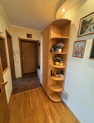 Продам трехкомнатную (3-комн.) квартиру, Академика Парина ул, 6, Казань г