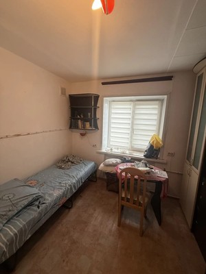 Продам комнату в 5-комн. квартире, Московская ул, 6, Великий Новгород г