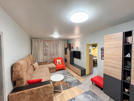 Продам трехкомнатную (3-комн.) квартиру, Лавочкина ул, 44к3, Москва г