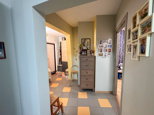 Продам трехкомнатную (3-комн.) квартиру, Лавочкина ул, 44к3, Москва г