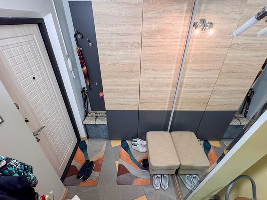 Продам трехкомнатную (3-комн.) квартиру, Лавочкина ул, 44к3, Москва г