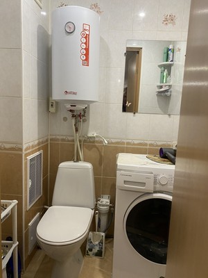 Продам двухкомнатную (2-комн.) квартиру, Агалатовское ш, 142, Сарженка д
