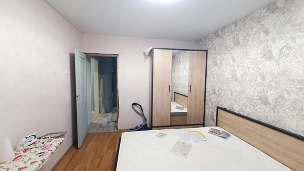 Продам трехкомнатную (3-комн.) квартиру, Катукова ул, 30, Липецк г