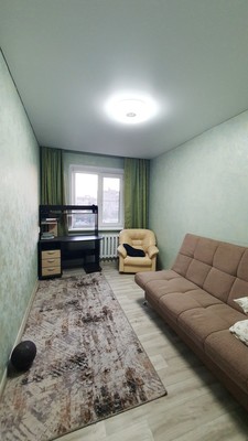 Продам трехкомнатную (3-комн.) квартиру, Катукова ул, 30, Липецк г
